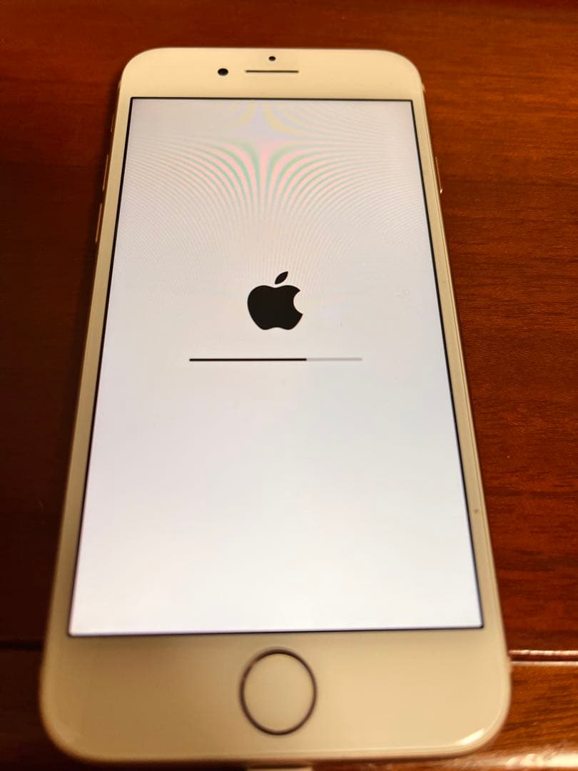 iPhone 8 64GB SIMロックフリー