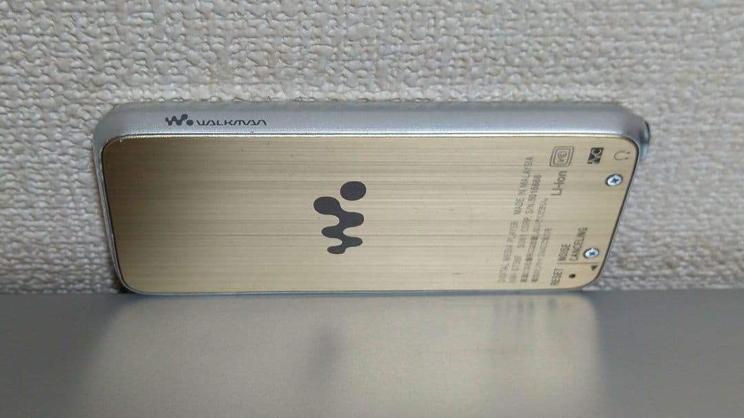 SONY NW-S736F デジタルメディアプレーヤー 4GB【美品】