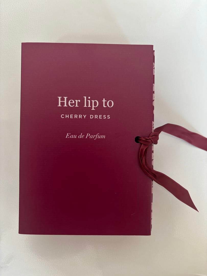 【新品未開封】Her liptoの香水（チェリー ドレス）