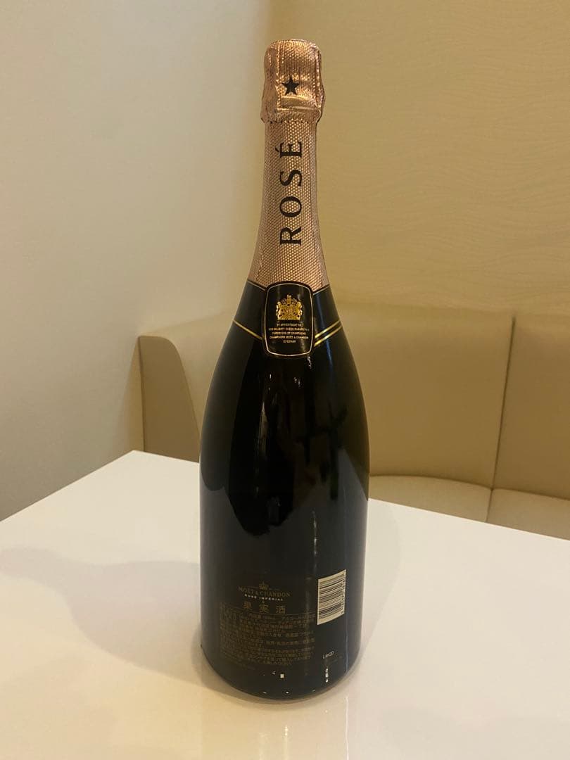未開封　MOËT & CHANDON ROSE シャンパン　マグナム