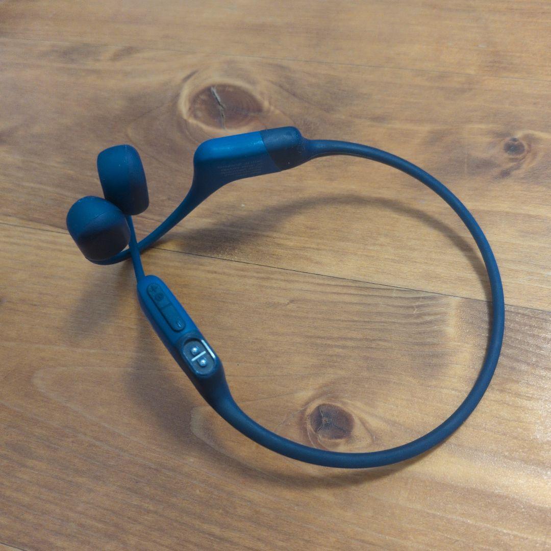 AFTERSHOKZ Black AS800 充電コードつき②