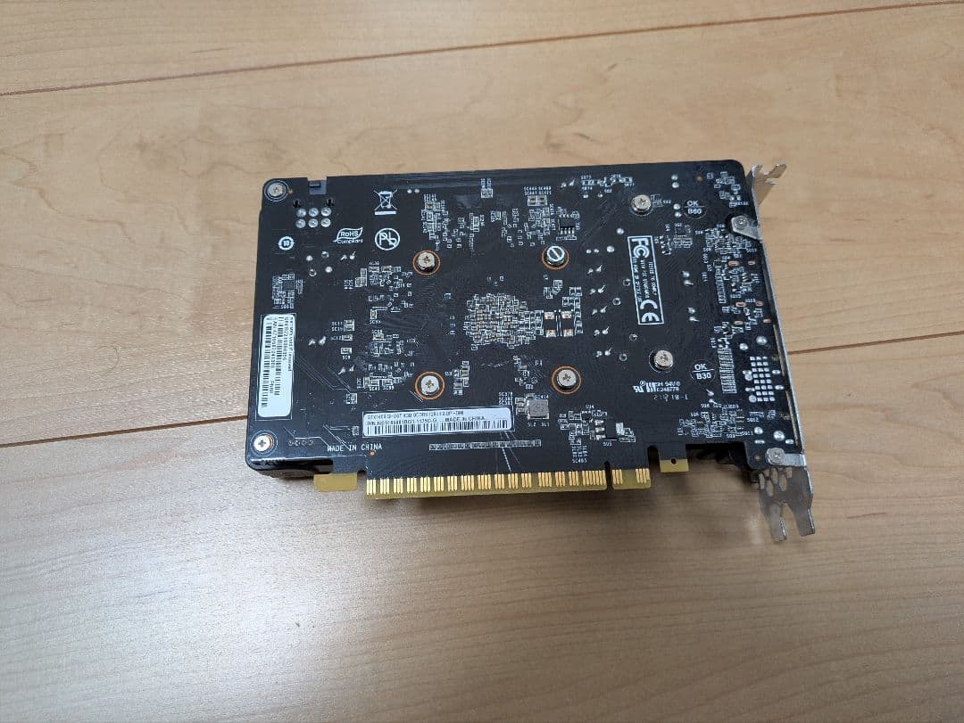 gpu gainward gtx 1650 箱無し