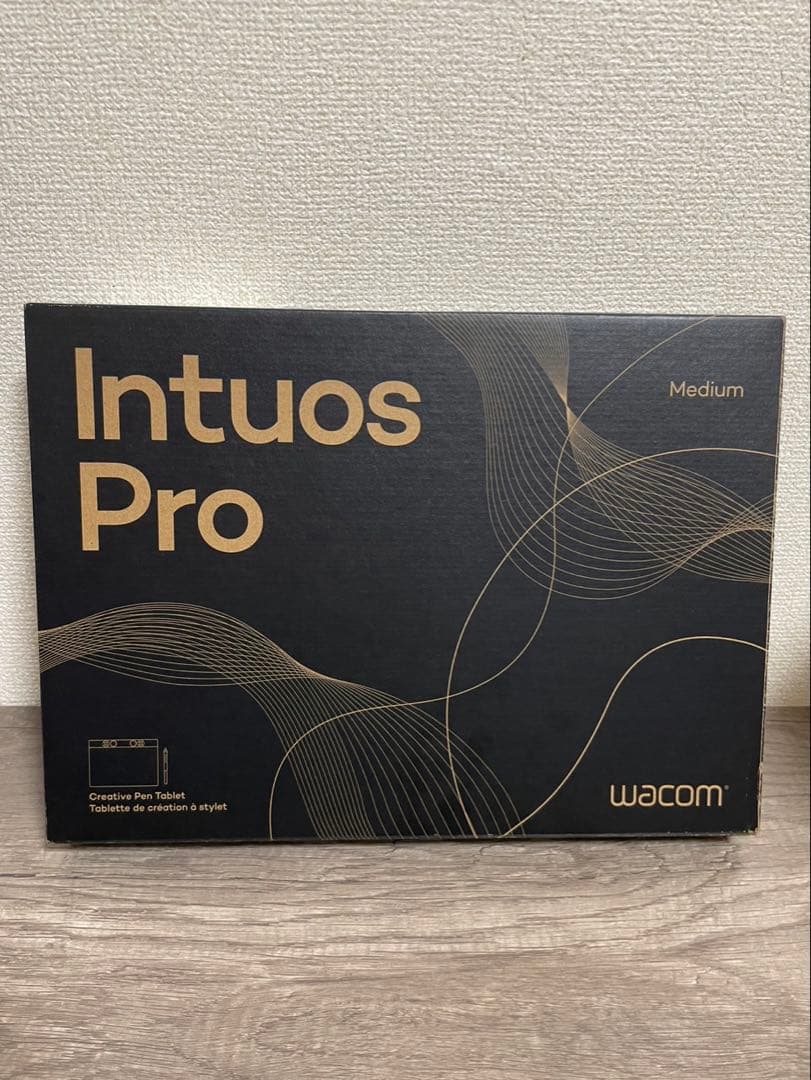 液タブ・ペンタブ Wacom Intuos Pro medium (PTK670K0C)