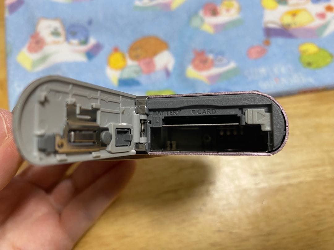 Panasonicデジカメ　LUMIX DMC-FX60ピンク 12メガピクセル