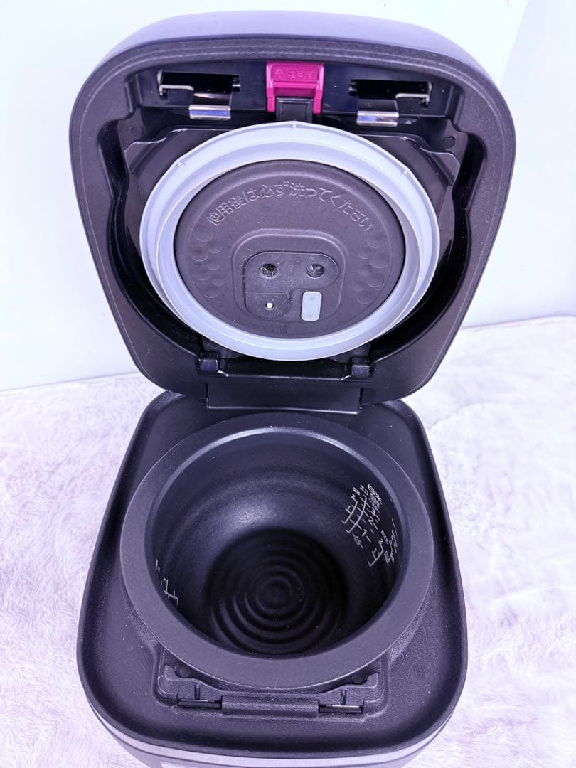 ✨美品✨ Tiger最高級 圧力IHジャー炊飯器 2021年製 JPJ-G060