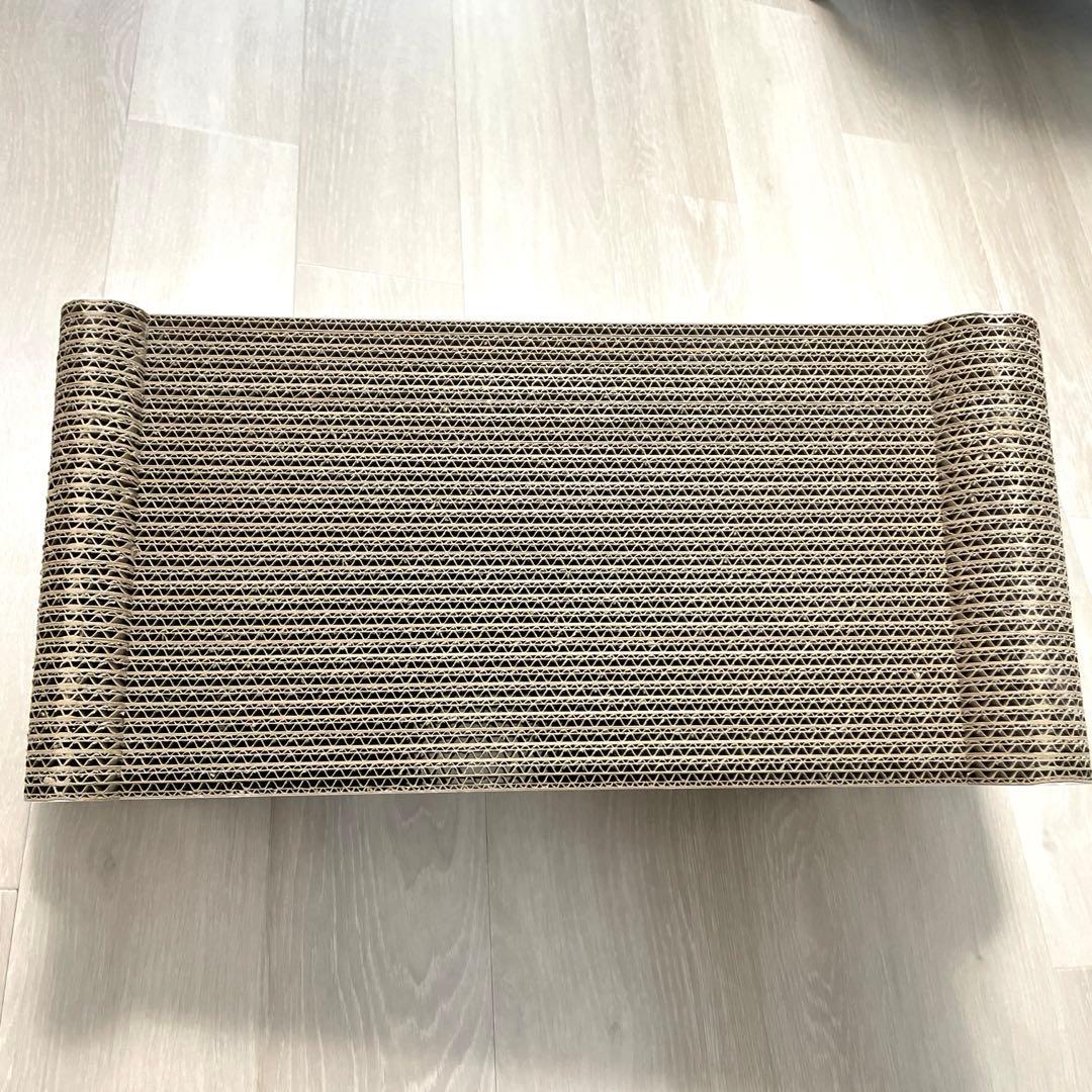 カリカリーナ 猫用爪とぎ ソファ型段ボール グラングラン XLサイズ