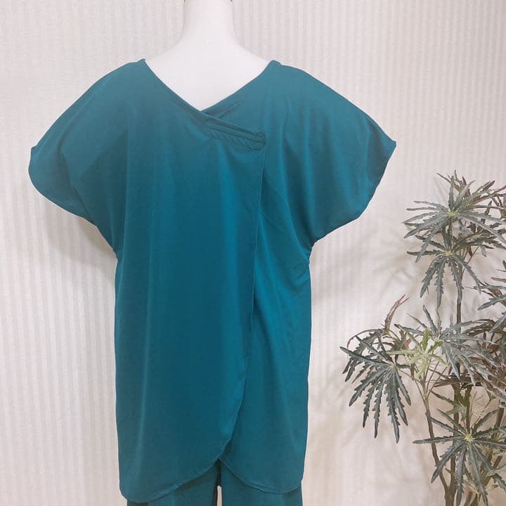 施術着　前後可　男女共用　受注生産になります