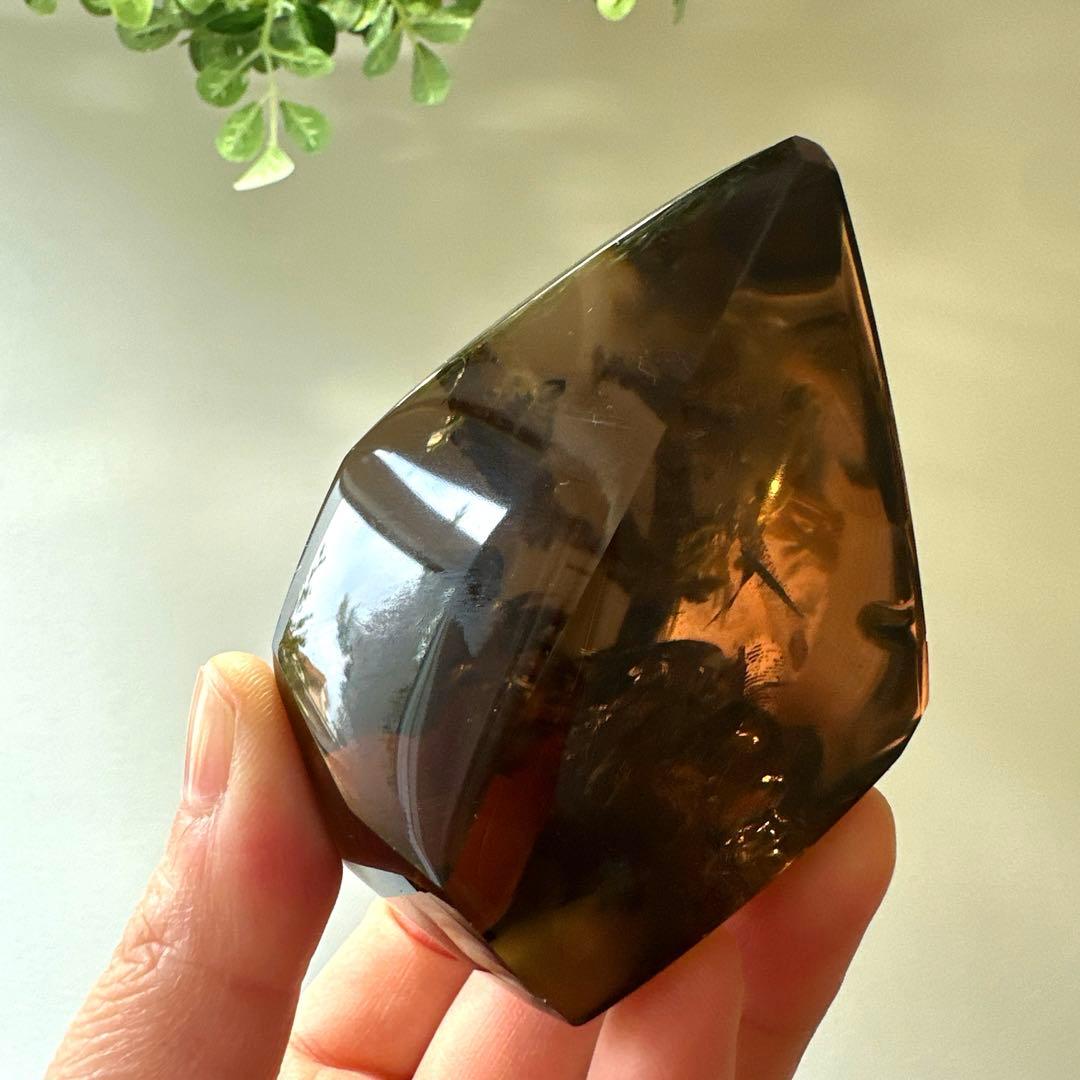 スモーキー　虹　フリーフォーム　256.4g 透明感　色濃いめ　煙水晶