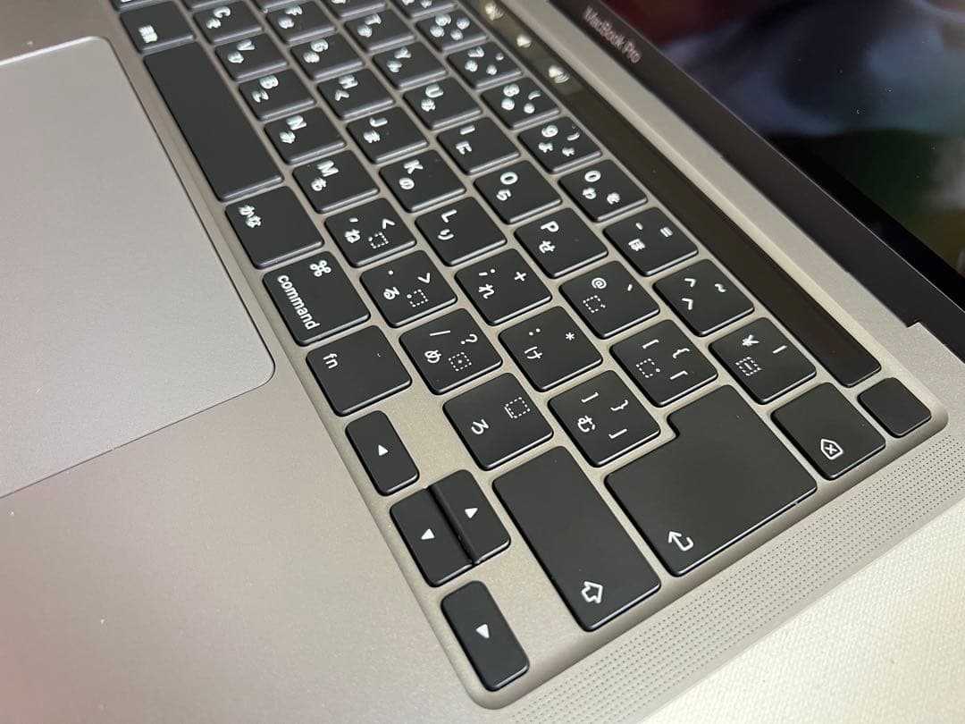 MacBook Pro 2020 13インチ8GB 512GB