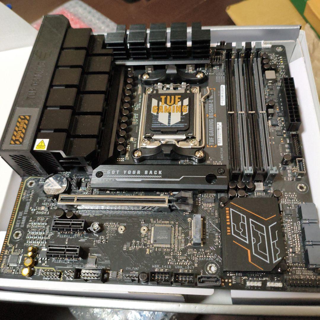 ASUS TUF GAMING B650M-E WIFI マザーボード