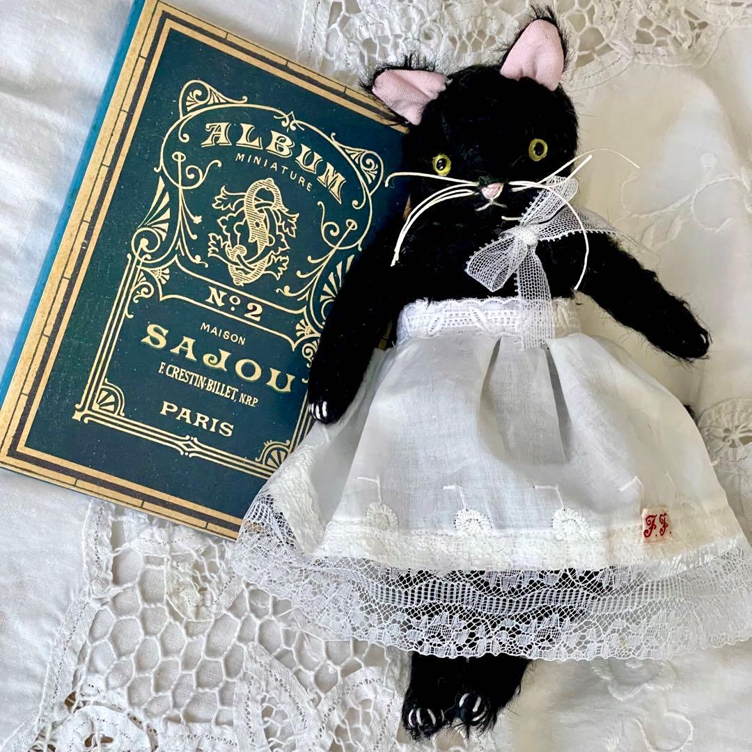 テディキャット　甘えたさんの黒猫ちゃん　テディベア