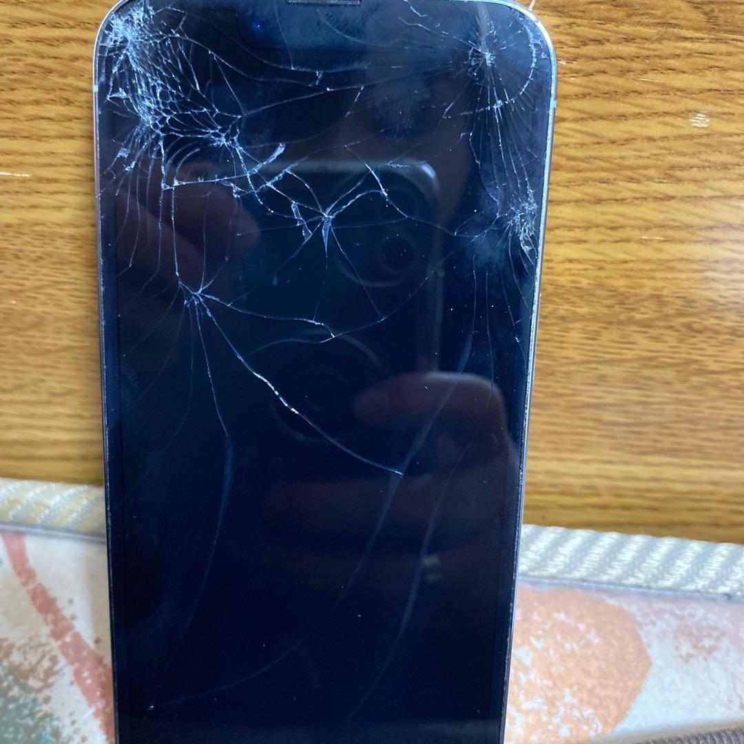 iPhone 13 Pro 128GB 画面ひび割れ