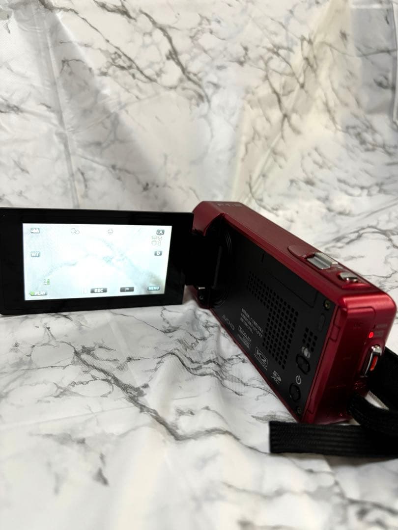 美品：JVC ビデオカメラ GZ-V675-R　ローズレッド