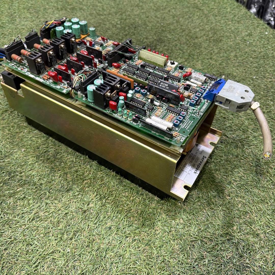アンプ YASKAWA Servo Drive CPCR-MR 154K