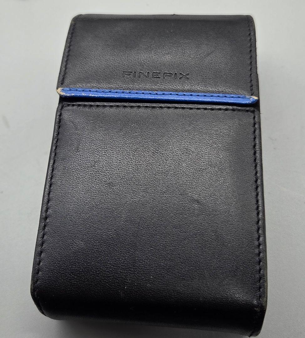 【美品】富士フィルム FinePix REAL 3D W1　取説付