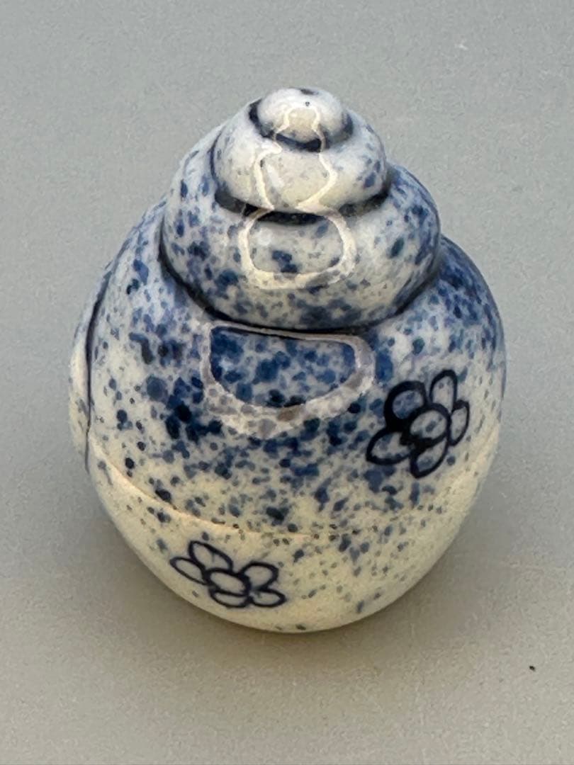 茶道具　香合　真清水蔵六　吹墨 堅螺香合