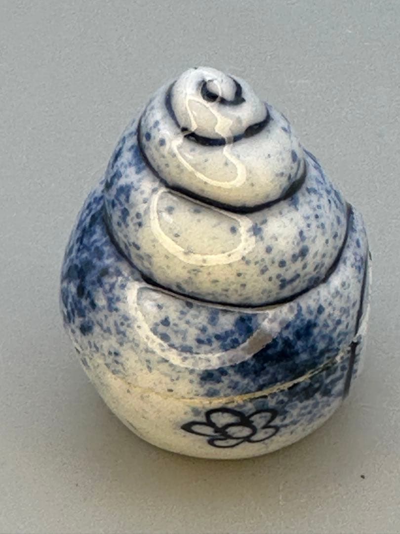 茶道具　香合　真清水蔵六　吹墨 堅螺香合