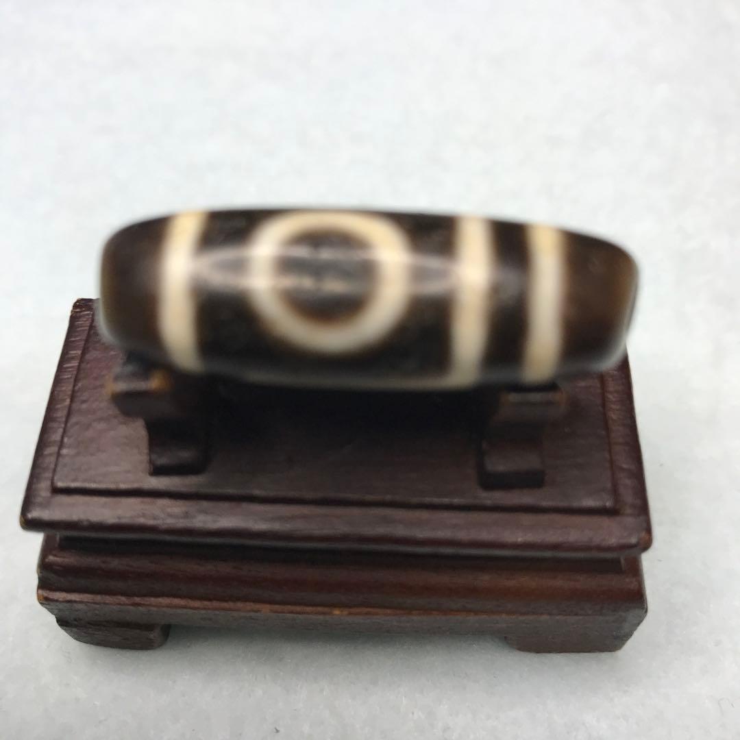 超激レア珍品‼︎ 古代老礦石　馬蹄痕　黒朱砂　古代山形一眼天珠 特別出品
