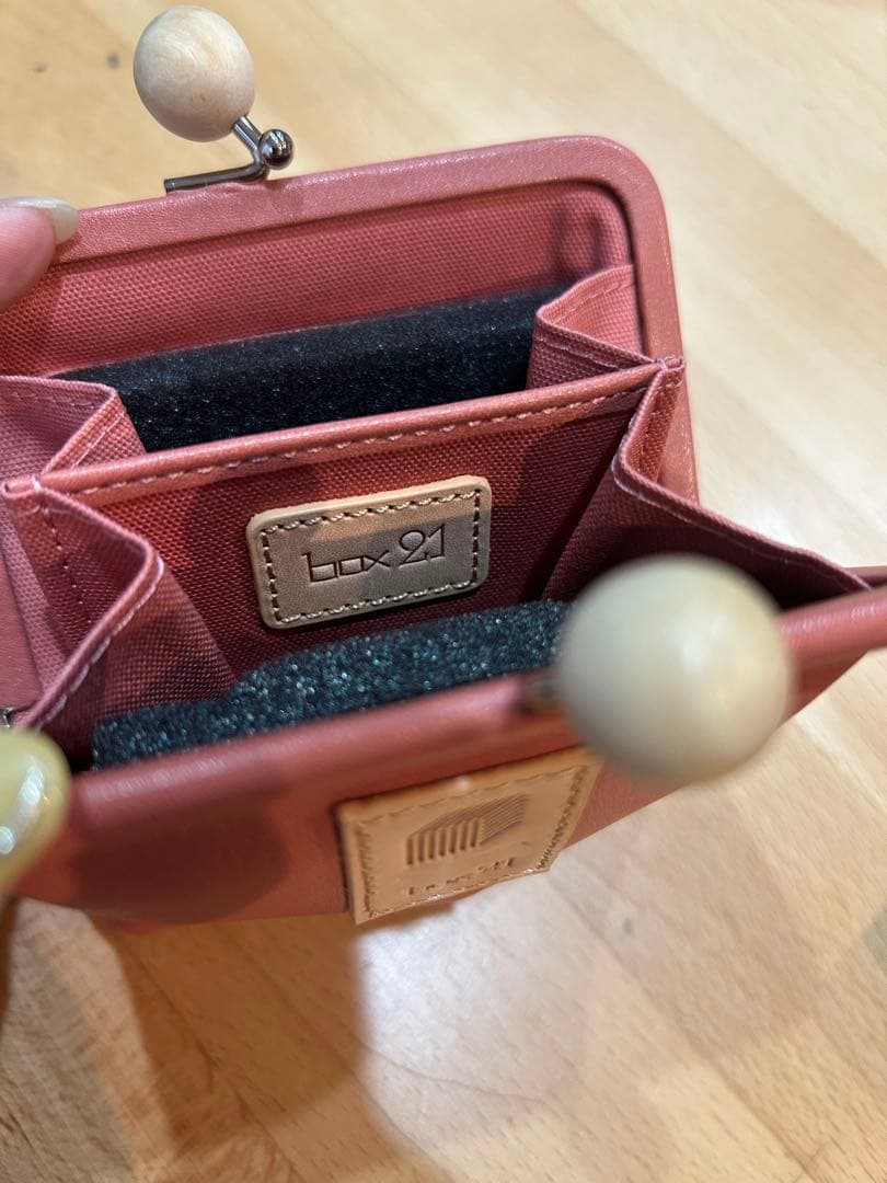 box21 ピンクがま口財布
