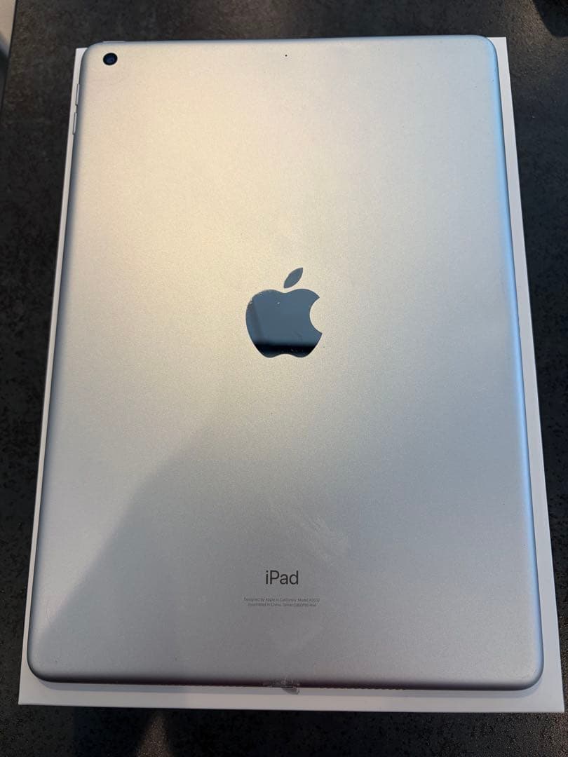 iPad 第9世代 64GB Wi-Fi モデルA2602 シルバー　Apple