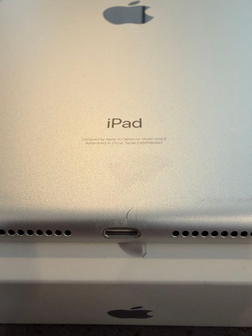 iPad 第9世代 64GB Wi-Fi モデルA2602 シルバー　Apple