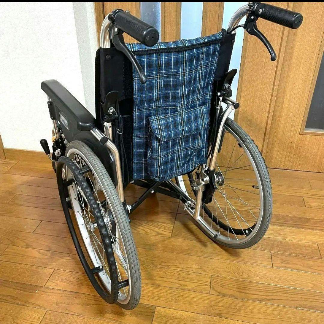 ♿️ 自走式 軽量スリム 車椅子 とても便利な多機能タイプ リハビリ訓練に最適