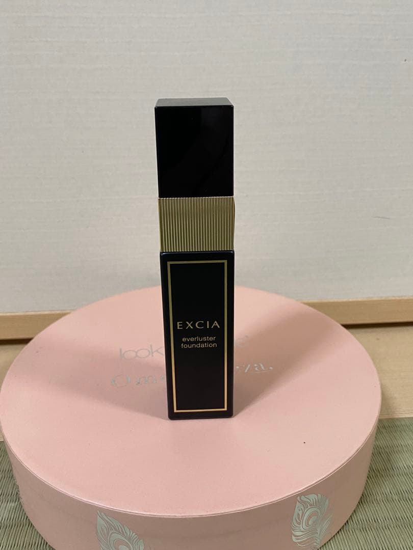 ⭐︎お値下げ⭐︎EXCIAエバーラスターファンデーション現品&ハイライターミニサイズ