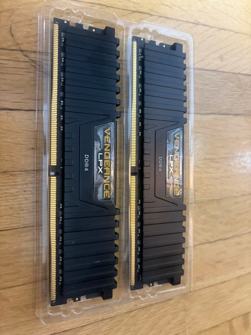 CORSAIR DDR4-3200MHz メモリ 64GB [32GB × 2]