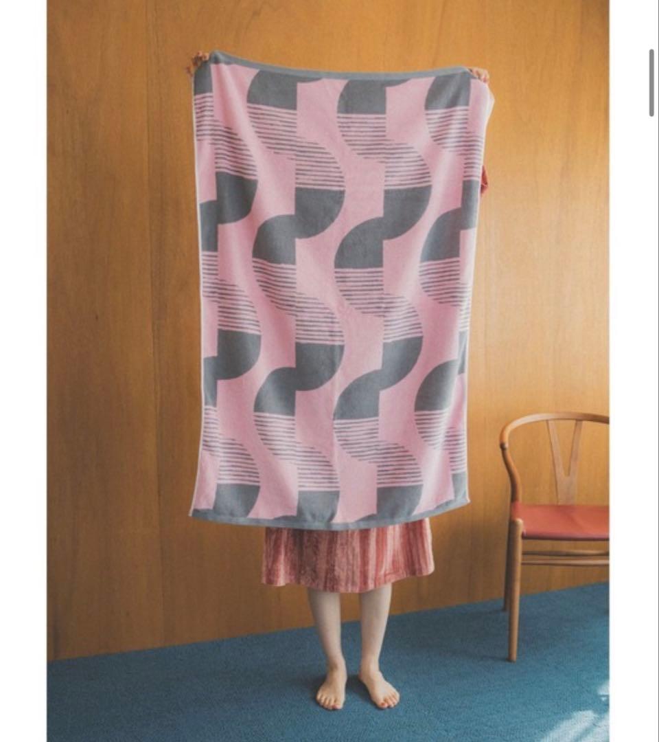 YEMRUGeometric bath towelジオメトリックバスタオル新品