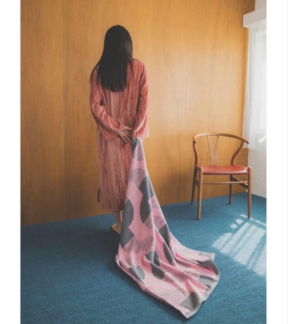 YEMRUGeometric bath towelジオメトリックバスタオル新品