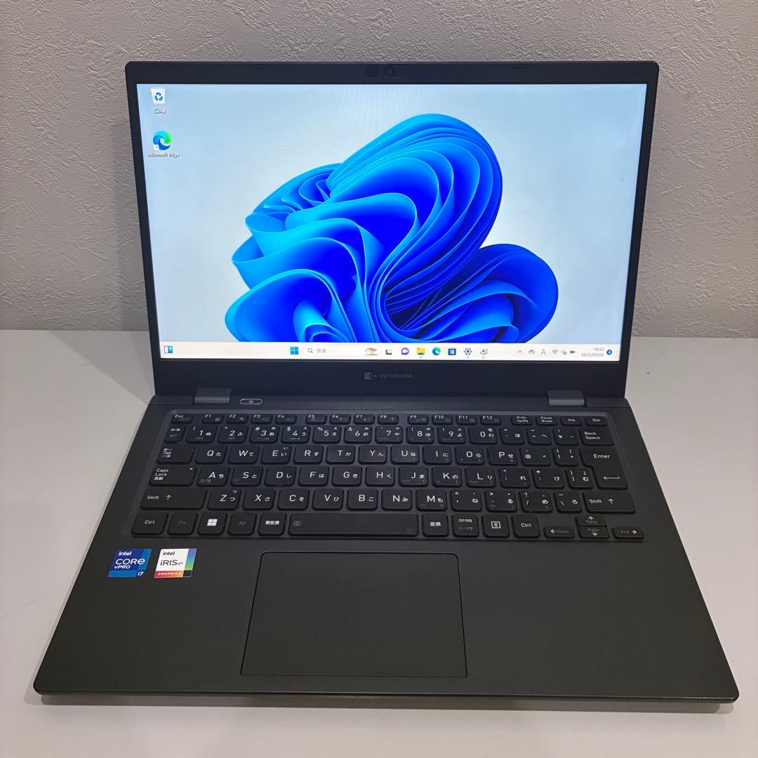 512 office Dynabook G83/HU 11世代 i7 16G
