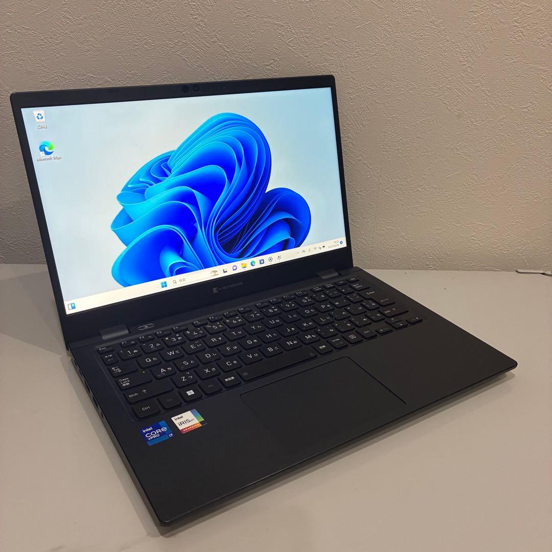 512 office Dynabook G83/HU 11世代 i7 16G