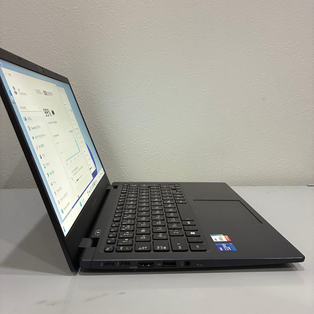 512 office Dynabook G83/HU 11世代 i7 16G