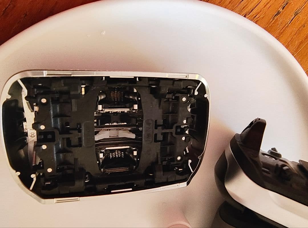 ブラウン 電気シェーバー S9 pro　付属ケース、充電器.、ブラシ　可動確認済