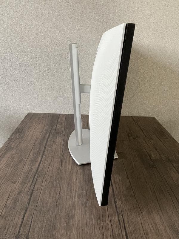 ①DELL　27インチ　液晶モニター S2721DS　2023年製