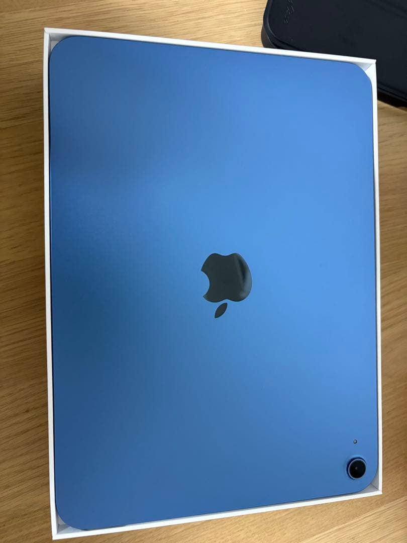 Apple iPad 第11世代　A16 128GB青色 本体