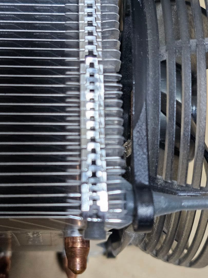 Thermaltake Core V1 変則2面窓仕様 Noctuaファン2基付