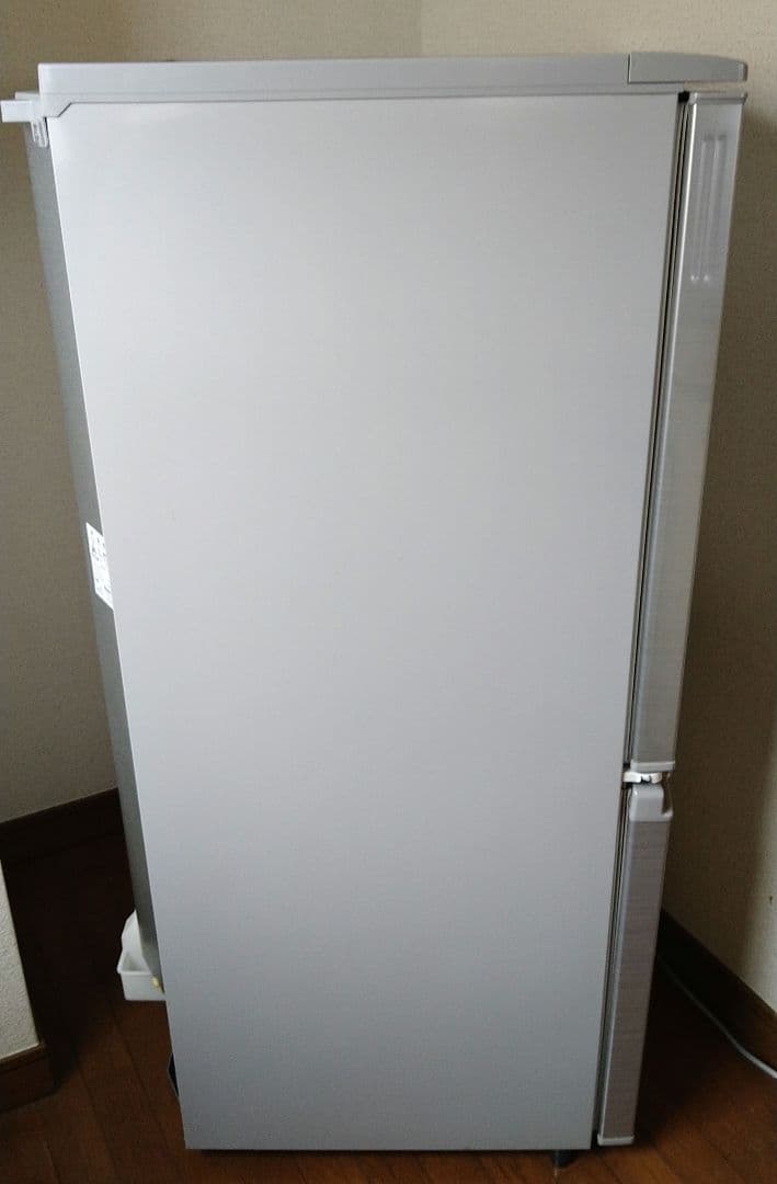 シャープ 2ドア 冷凍冷蔵庫　137L　2015年　一人暮らし　単身　学生