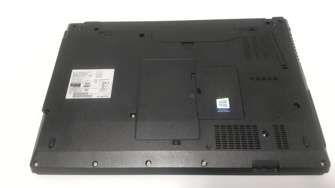 富士通 LIFEBOOK A576/RX　15.6インチ