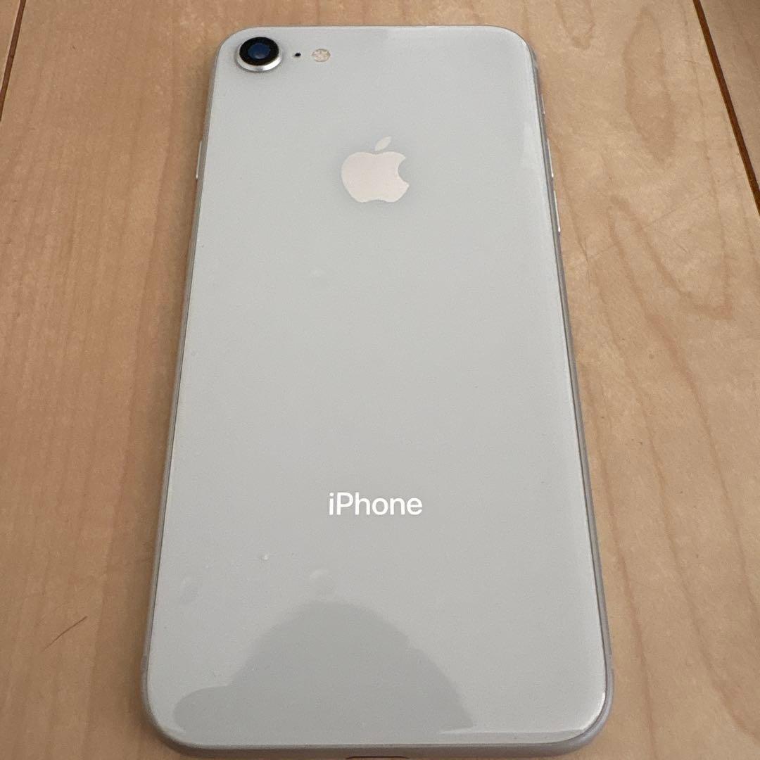 iPhone 8 64GB SIMフリー 完動品