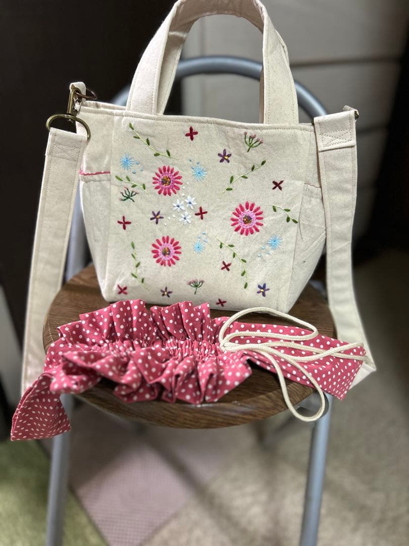 花柄刺繍トートバッグフリルショルダー