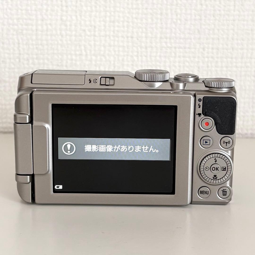 美品✨Nikon COOLPIX S9900シルバー 他カバー バッテリー等一式