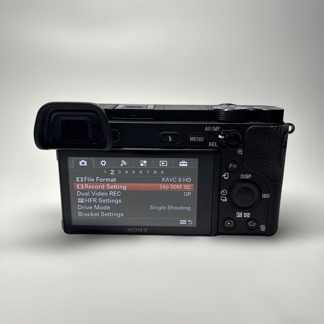 SONY α6300 4K 言語: English / 日本語　可能