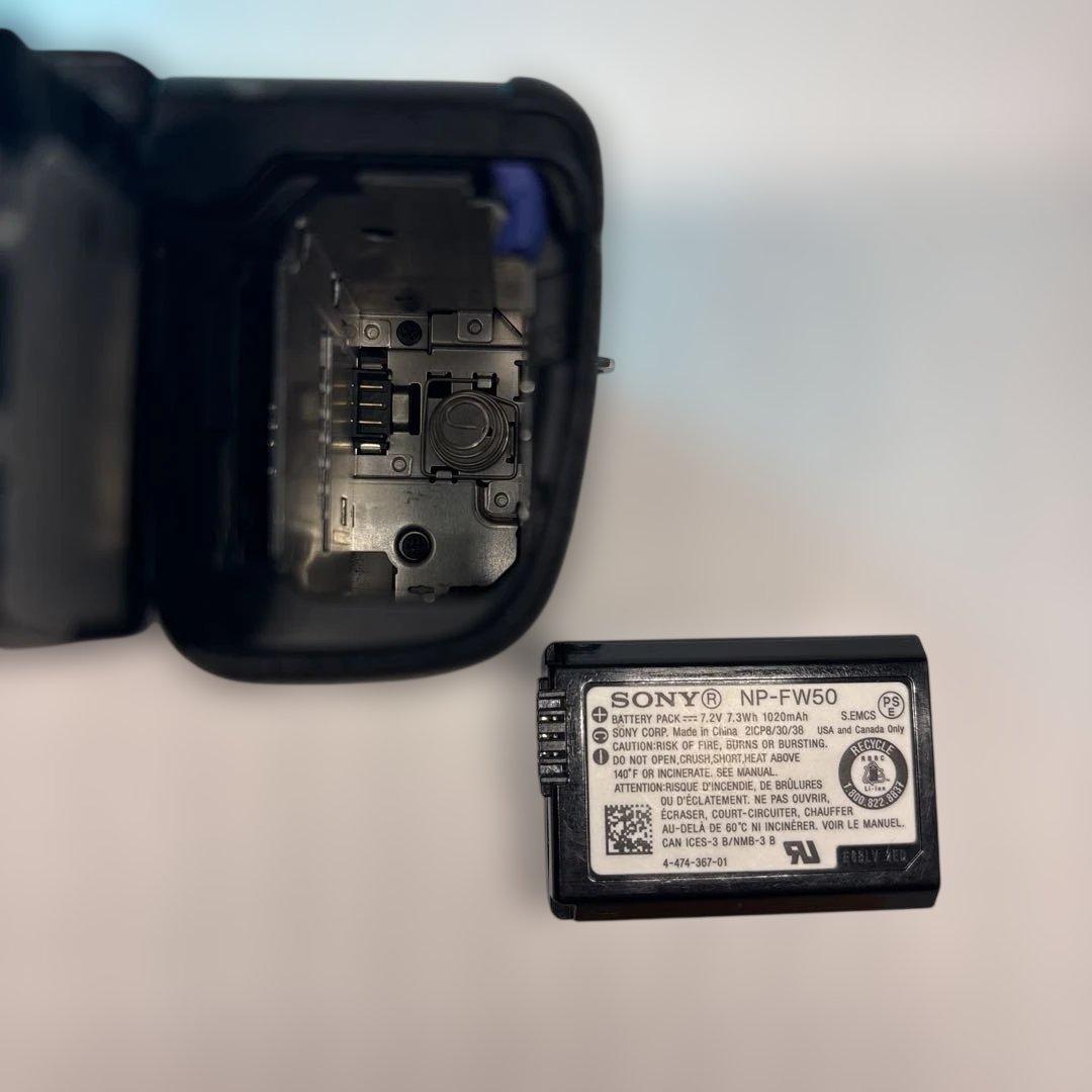 SONY α6300 4K 言語: English / 日本語　可能