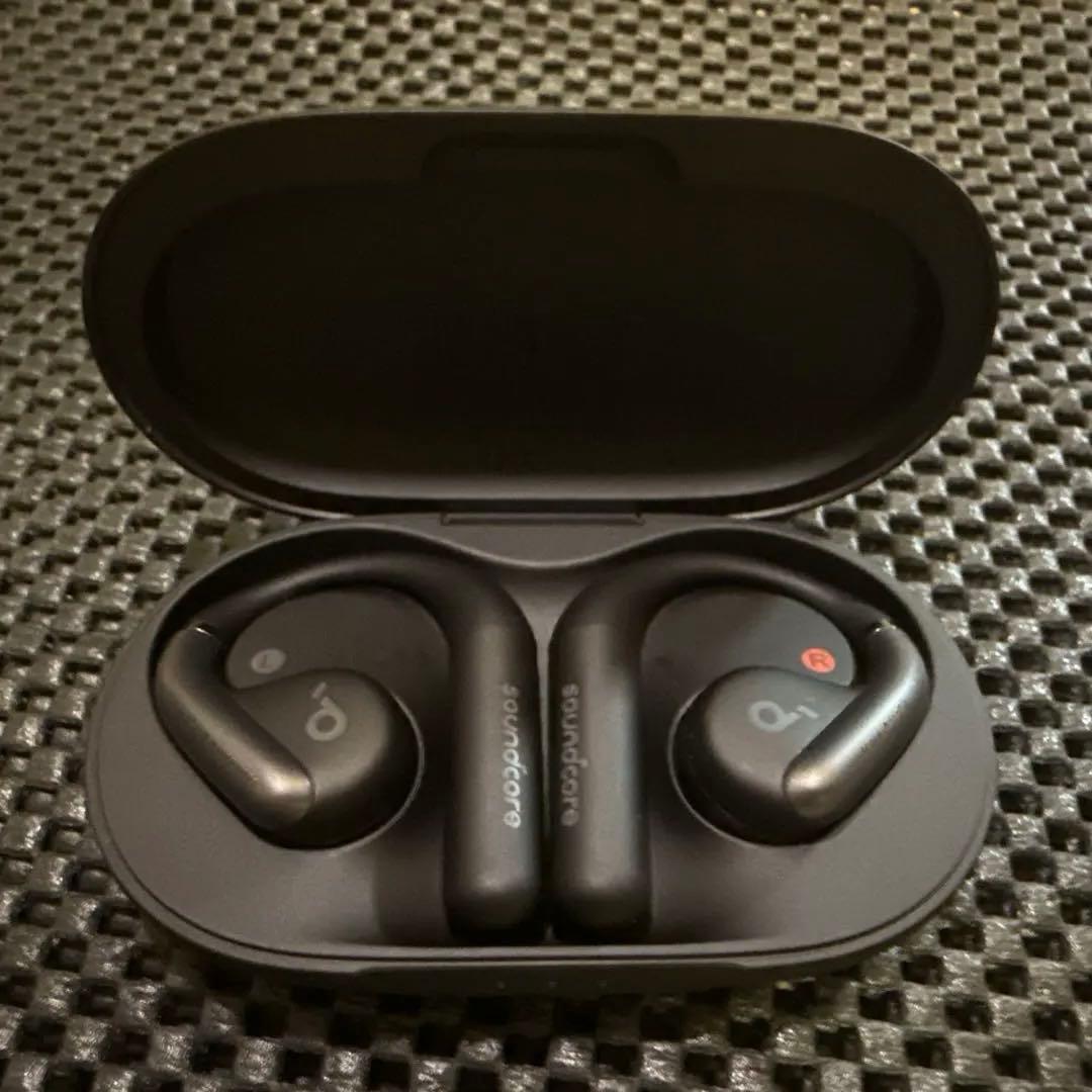 Soundcore AeroFit ワイヤレスイヤホン