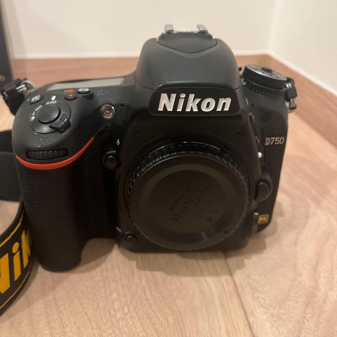 【箱付】Nikon D750 24-85 VR レンズキット ショット数6333