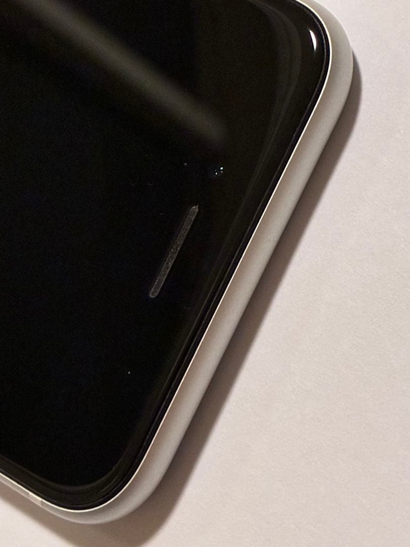 Apple iPhone SE ホワイト　第二世代　箱付き