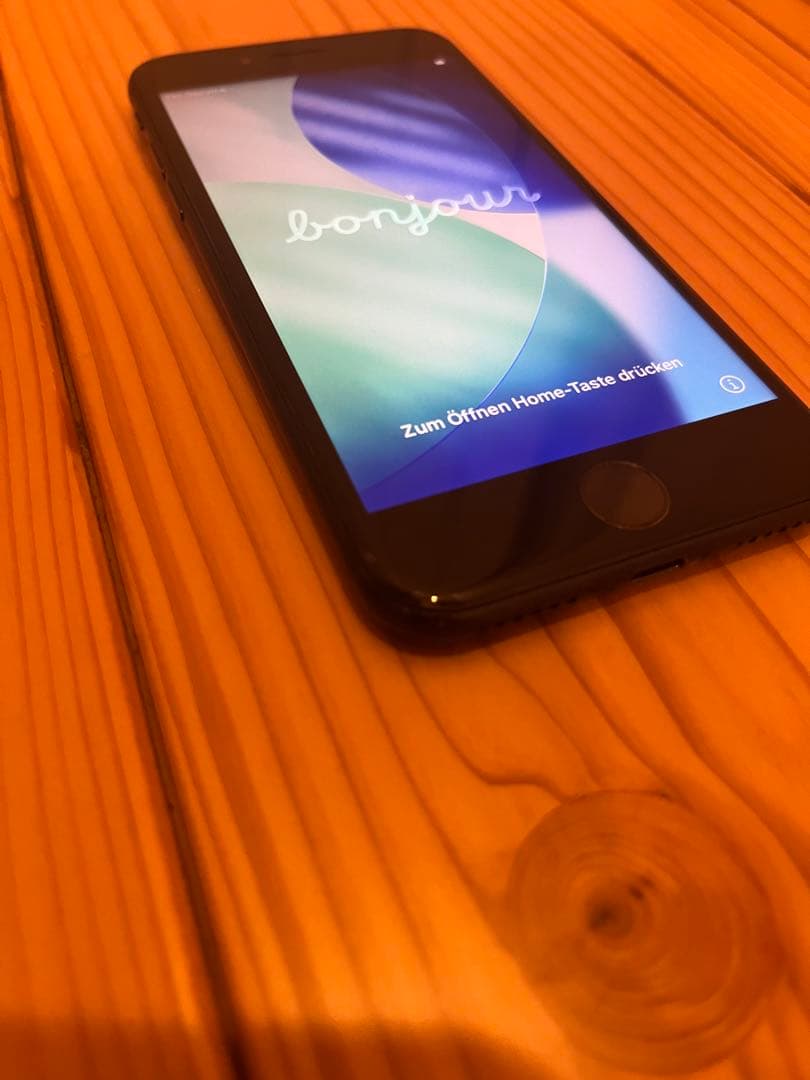 iPhone SE二世代