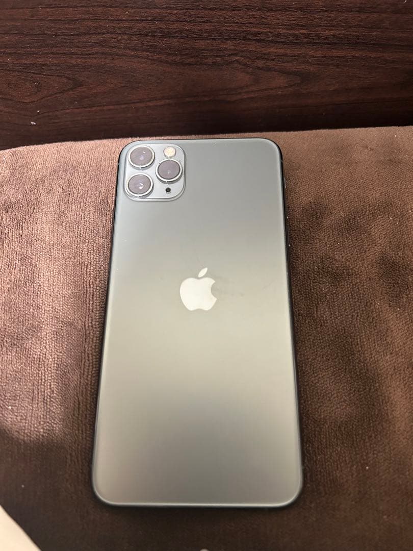 【ののちゃん】iPhone 11 pro max 64G(SIMフリー)