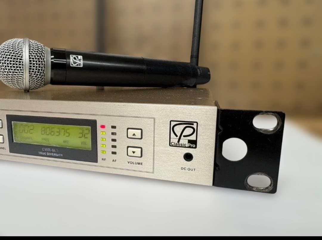 Classic Pro CWR-8E ワイヤレスマイクシステム
